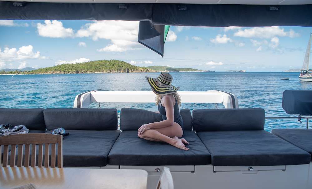 SEAHOME Lagoon 620 Aft Deck