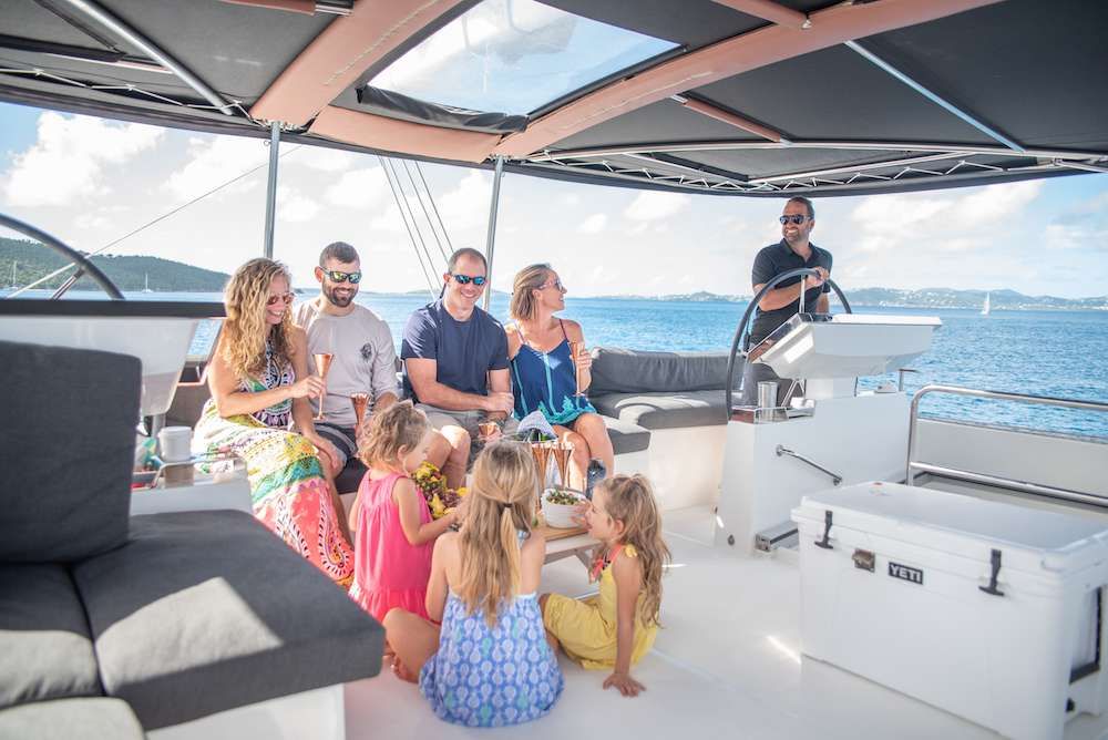 SEAHOME Lagoon 620 Lounging Fly