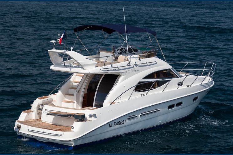 Charter Yacht Sealine F 425 - 2 Cabins - Antibes - Golfe Juan - Cannes