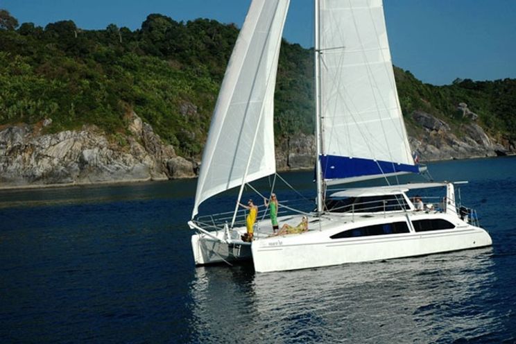 Charter Yacht Seawind 1160 - 3 Cabins - Whitsundays and Great Barrier Reef,Australia