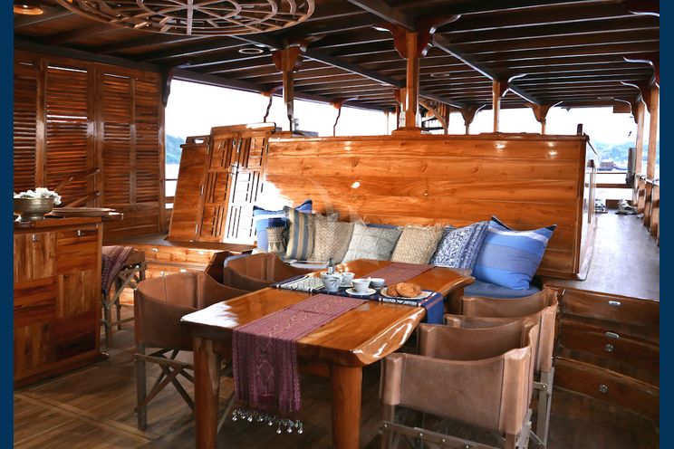 Charter Yacht SEQUOIA - Custom 26 M - 3 Cabins - Komodo - Bali - Raja Ampat