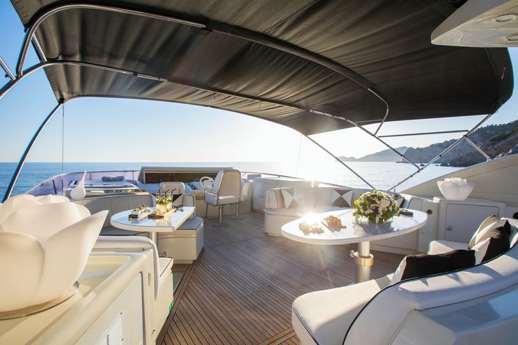 Charter Yacht SERAPH - 27m Mochi Craft - 4 cabins - Mallorca - Ibiza - Palma - Formentera