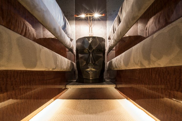 Charter Yacht SERAPH - 27m Mochi Craft - 4 cabins - Mallorca - Ibiza - Palma - Formentera