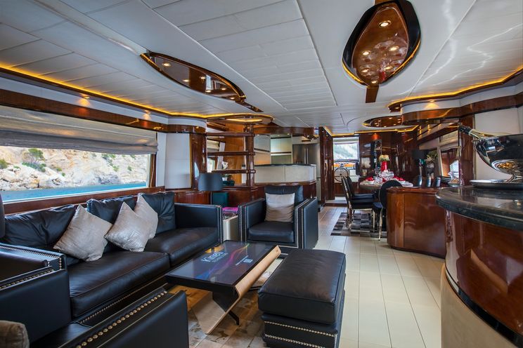 Charter Yacht SERAPH - 27m Mochi Craft - 4 cabins - Mallorca - Ibiza - Palma - Formentera