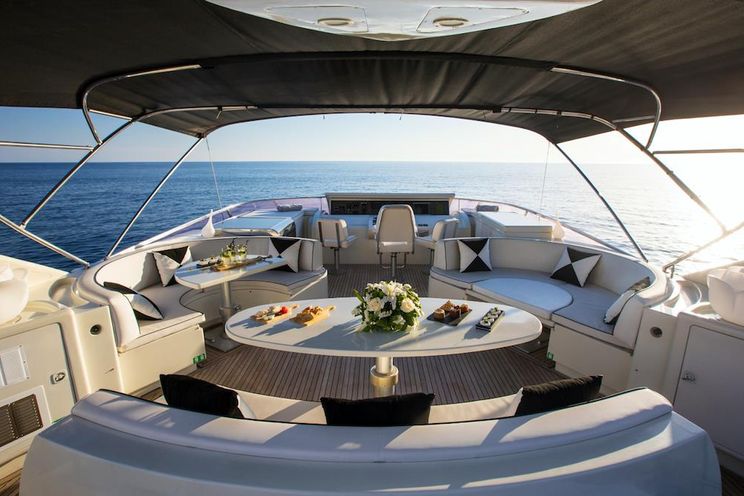 Charter Yacht SERAPH - 27m Mochi Craft - 4 cabins - Mallorca - Ibiza - Palma - Formentera