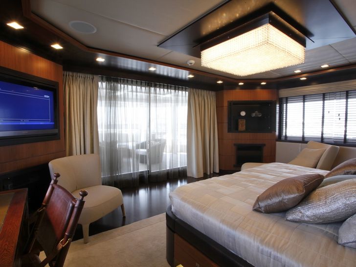 Owner's Cabin Owner's Cabin
