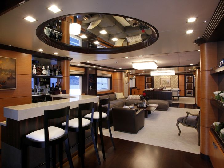 Saloon Saloon