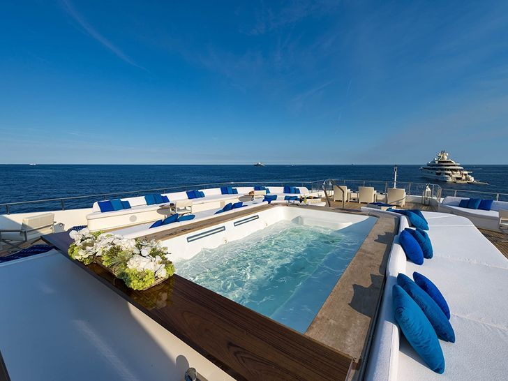 SERENITY Austal 72m Pool SERENITY Austal 72m Pool