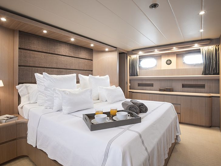 Master Cabin Master Cabin