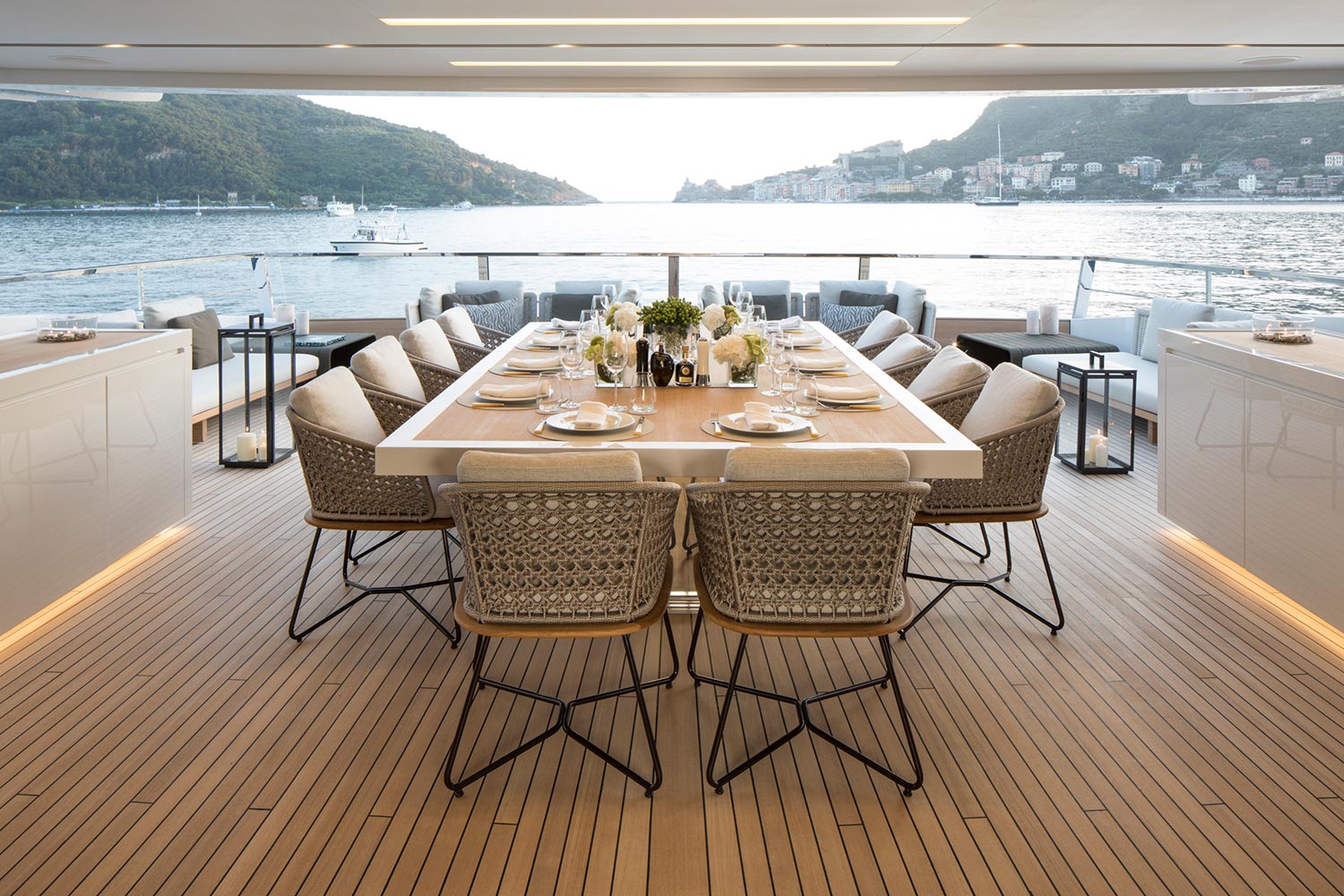 SEVEN SINS San Lorenzo 52m Steel Luxury Superyacht Al Fresco Dining