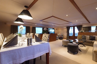 Charter Yacht SHAHA - Custom build - 6 Cabins - Naples - Milazzo - Malta