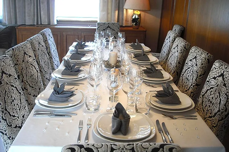 Charter Yacht SHAHA - Custom build - 6 Cabins - Naples - Milazzo - Malta