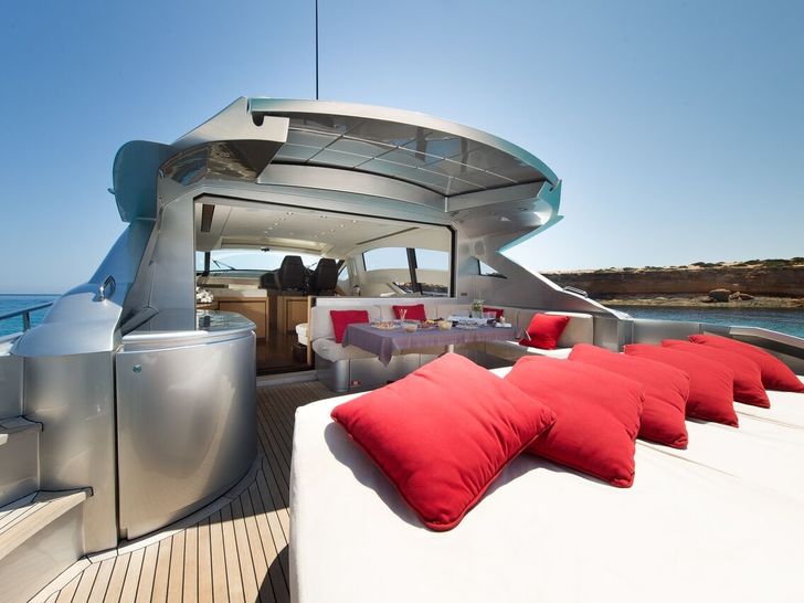 LEGENDARY Pershing 72 - aft deck connecting to the saloon LEGENDARY Pershing 72 - aft deck connecting to the saloon