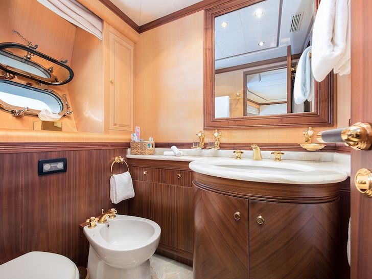 Bathroom Bathroom