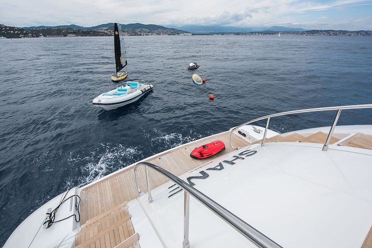 Charter Yacht SHANE - Mangusta 130 - 5 Cabins - Monaco - Cannes - St Tropez