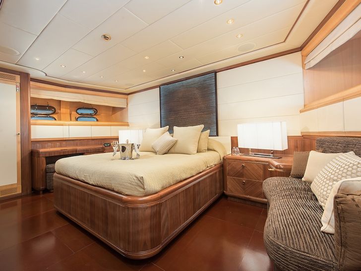 VIP Cabin VIP Cabin