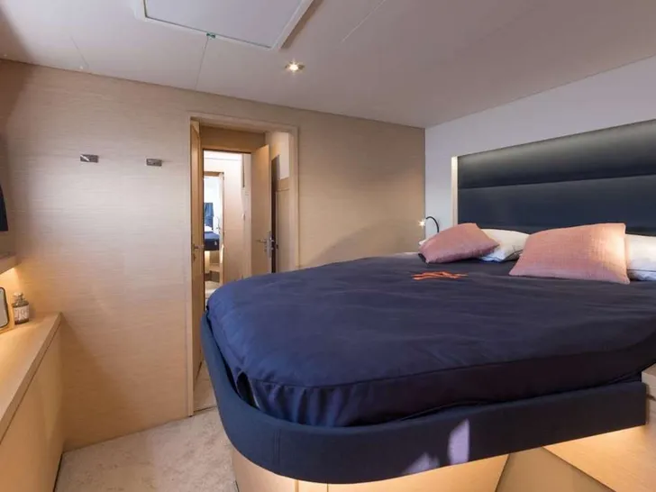 SHEILA T - Fountaine Pajot Saona 47 SHEILA T - Fountaine Pajot Saona 47