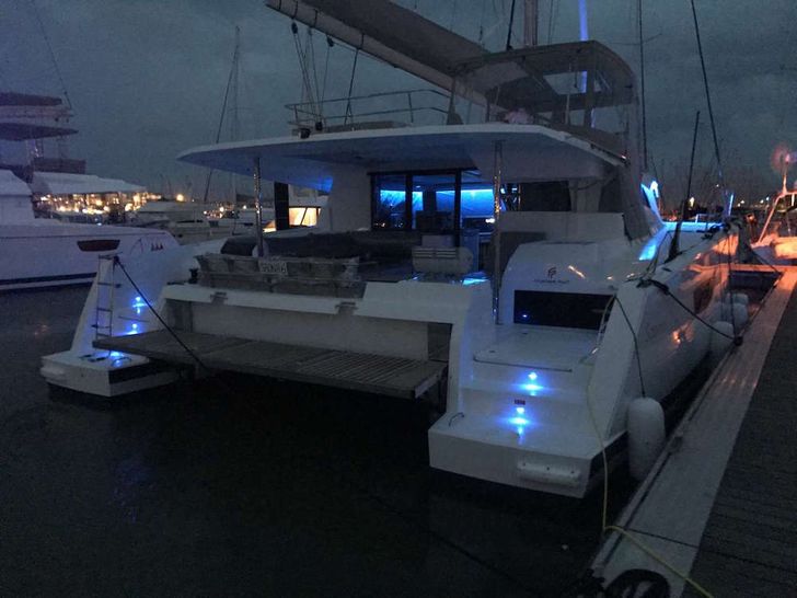 SHEILA T - Fountaine Pajot Saona 47 SHEILA T - Fountaine Pajot Saona 47
