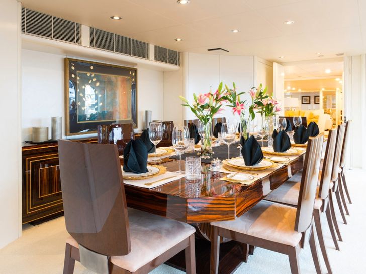 SHE`S A 10 - Oceanfast 50m SHE`S A 10 - Oceanfast 50m