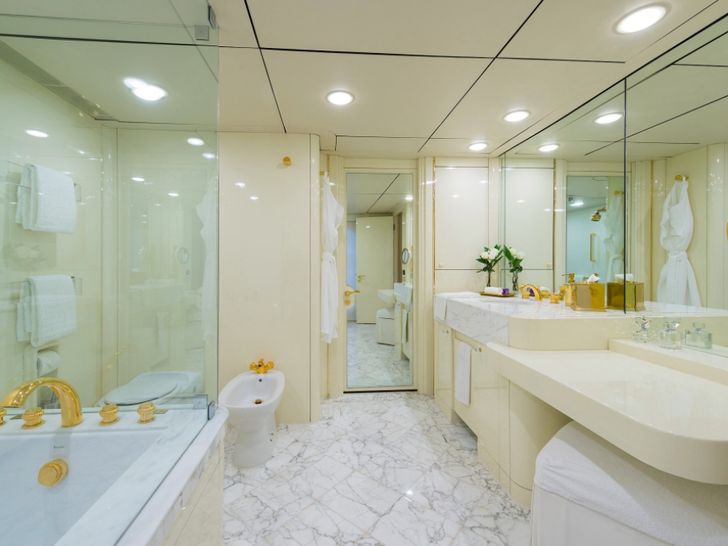 SHE`S A 10 - Oceanfast 50m SHE`S A 10 - Oceanfast 50m