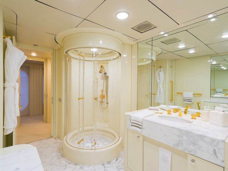 SHE`S A 10 - Oceanfast 50m SHE`S A 10 - Oceanfast 50m