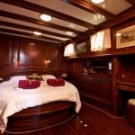 Charter Yacht Silver Star 2 - Caicco - 4 cabins - Naples