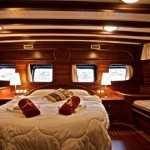 Charter Yacht Silver Star 2 - Caicco - 4 cabins - Naples