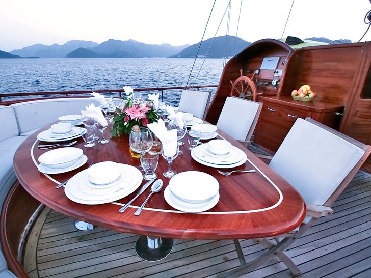 SILVER STAR Amalfi Coast Gulet Charter Al Fresco SILVER STAR Amalfi Coast Gulet Charter Al Fresco