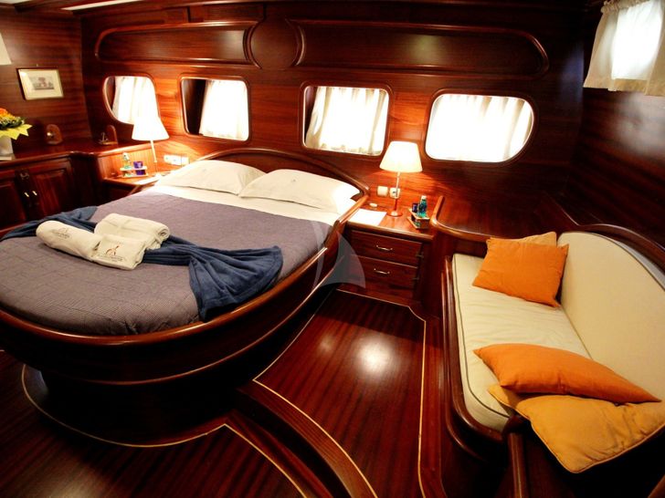 SILVER STAR Amalfi Coast Gulet Charter Master SILVER STAR Amalfi Coast Gulet Charter Master
