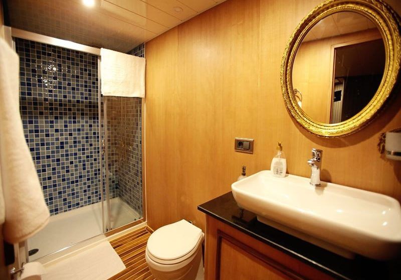 SIMAY S Bathroom