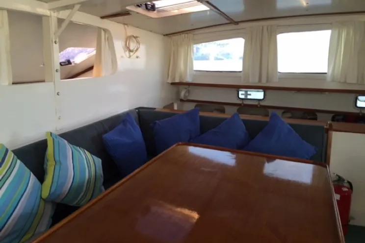 Charter Yacht MOALE - 48ft. - 4 Cabins - Fiji,South Pacific