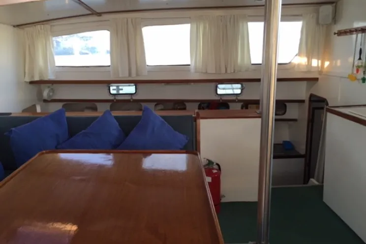 Charter Yacht MOALE - 48ft. - 4 Cabins - Fiji,South Pacific