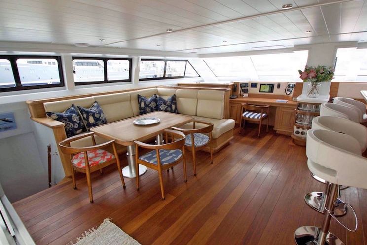 Charter Yacht SKIMMER - Two Oceans 78 - 4 Cabins - Tortola - Virgin Gorda - Grenadines