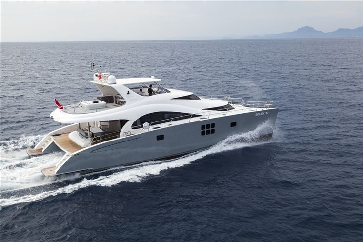 Charter Yacht SKYLARK - Sunreef 70 Power - 4 Cabins - Athens - Mykonos - Paros