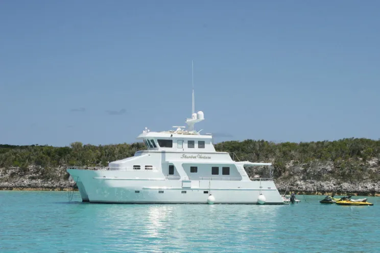 Charter Yacht SLUMBER VENTURE - Custom Power Cat 60 - 3 Cabins - Bahamas - Nassau - Paradise Island - Georgetown