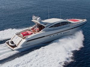 SOAN - Mangusta 92 - 4 Cabins - Antibes - Cannes - Monaco SOAN - Mangusta 92 - 4 Cabins - Antibes - Cannes - Monaco