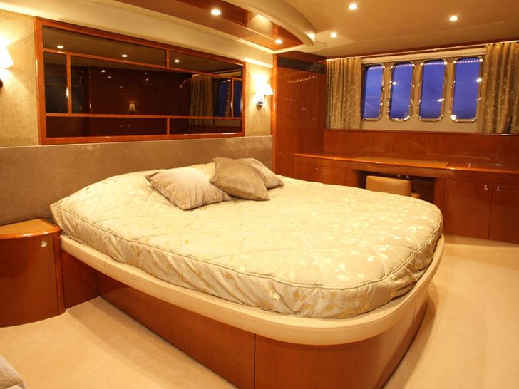 SORANA - Princess 67 SORANA - Princess 67
