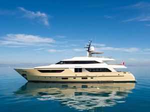 SOURAYA - Sanlorenzo 38m - 5 Cabins – Athens - Mykonos - Zakynthos SOURAYA - Sanlorenzo 38m - 5 Cabins – Athens - Mykonos - Zakynthos