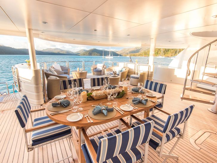 MY SPIRIT - New Zealand Yacht 35 m,alfresco dining MY SPIRIT - New Zealand Yacht 35 m,alfresco dining
