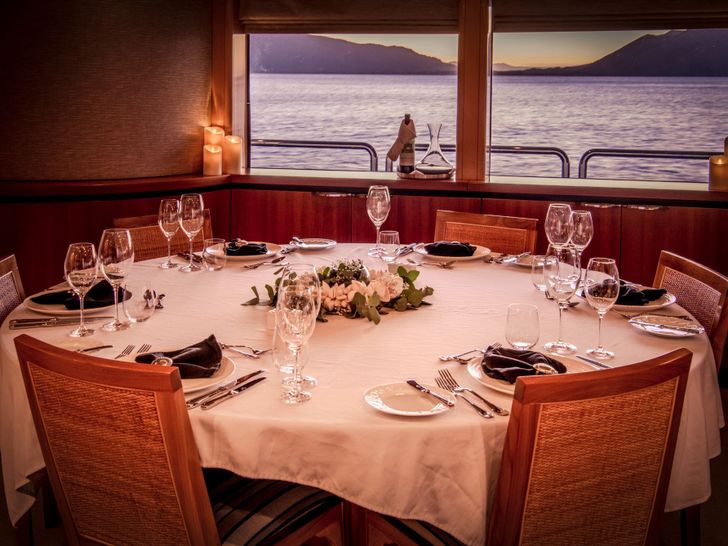 MY SPIRIT - New Zealand Yacht 35 m,formal dining MY SPIRIT - New Zealand Yacht 35 m,formal dining