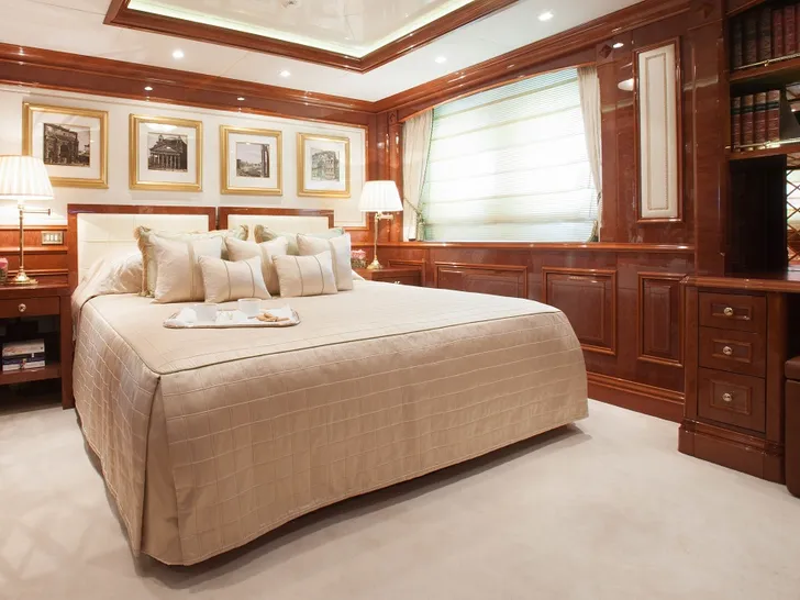 Double/Twin Cabin Double/Twin Cabin