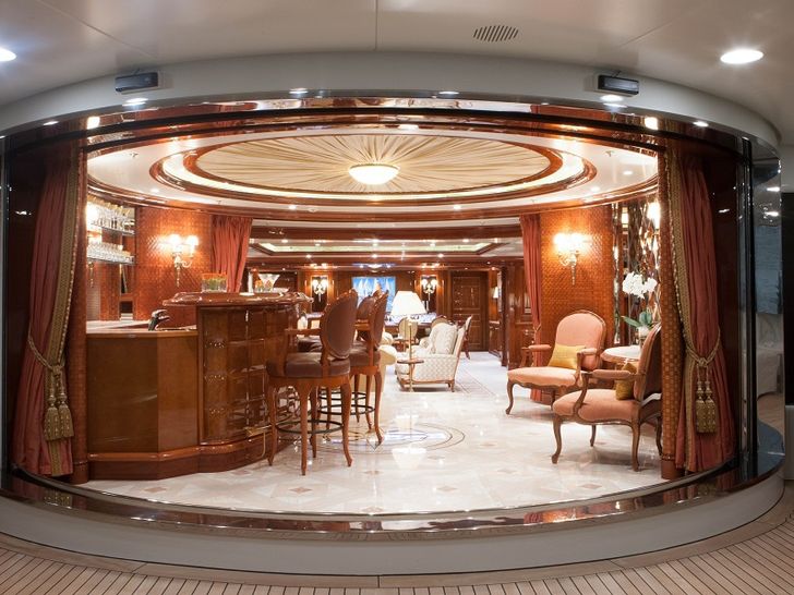 Main Deck Bar Main Deck Bar
