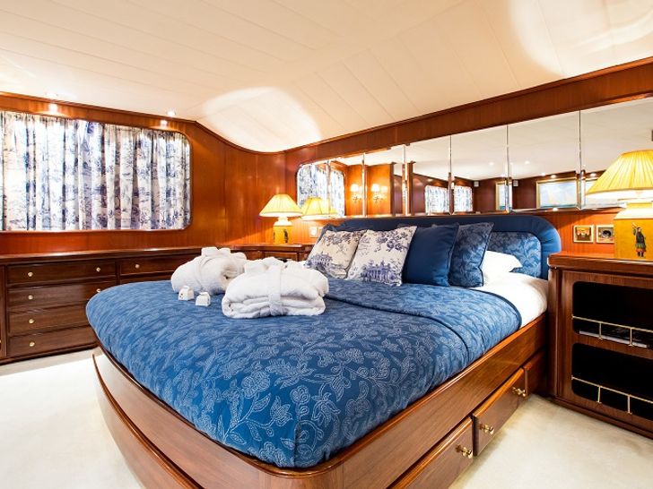 master cabin