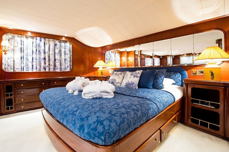 Charter Yacht STAR OF THE SEA - Benetti 34m - 6 Cabins - Bequia - Grenada - Grenadines