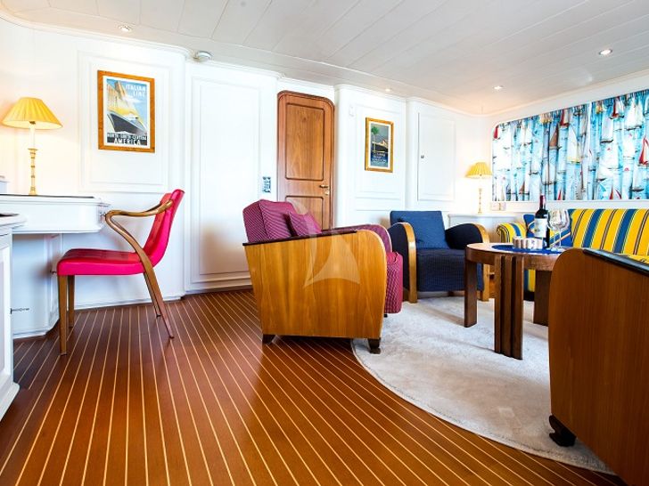 master cabin seating area