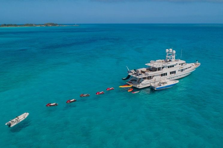 Charter Yacht STARSHIP - Van Mill 143 - 5 Cabins - Fort Lauderdale - Florida East Coast - Nassau - Staniel Cay - Exumas - Bahamas