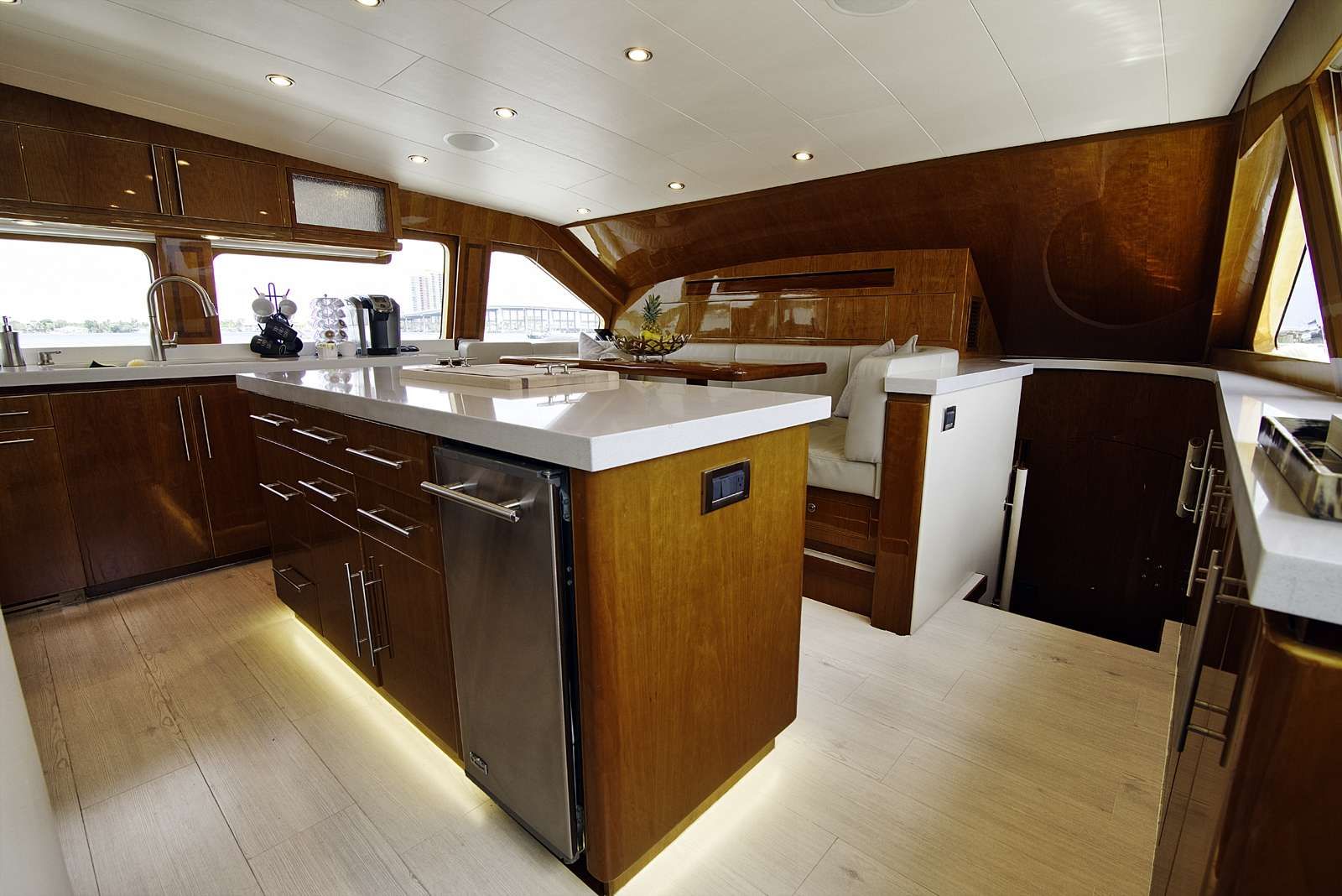 STERLING V Yacht Country Kitchen
