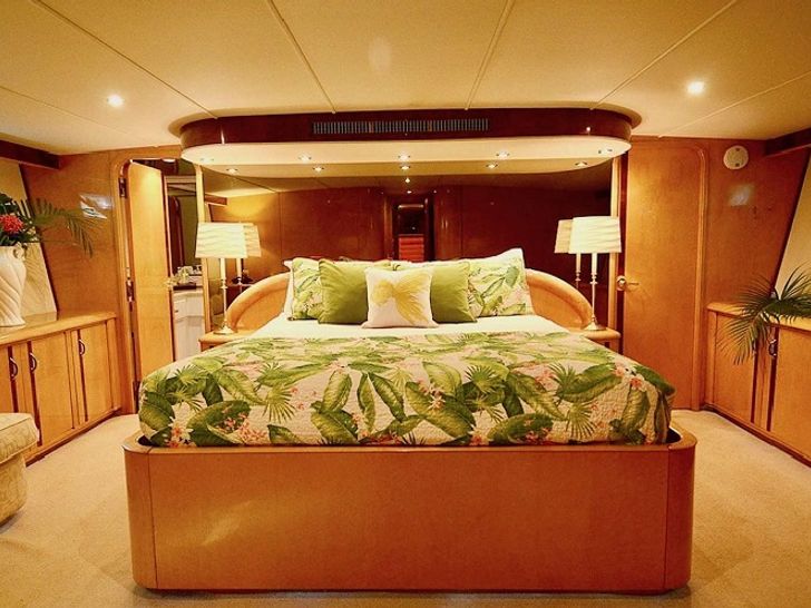 master cabin master cabin