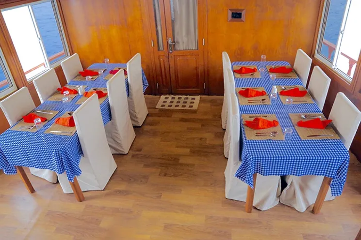 Charter Yacht MADIVARU - 6 Cabins - Maldives,Indian Ocean