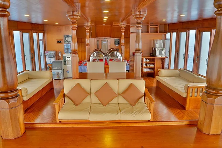 Charter Yacht MADIVARU - 6 Cabins - Maldives,Indian Ocean